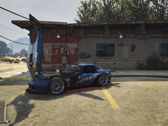 Bravado Banshee R900