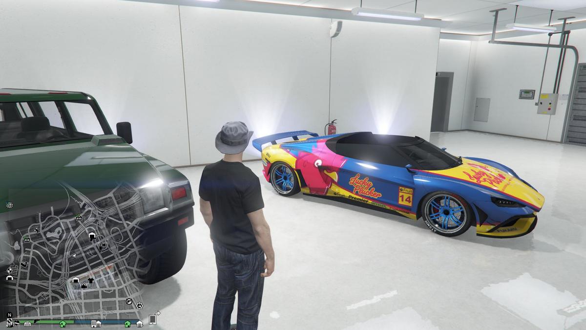 Die Garage ist auch bald voll , aber der neue sieht gut aus
