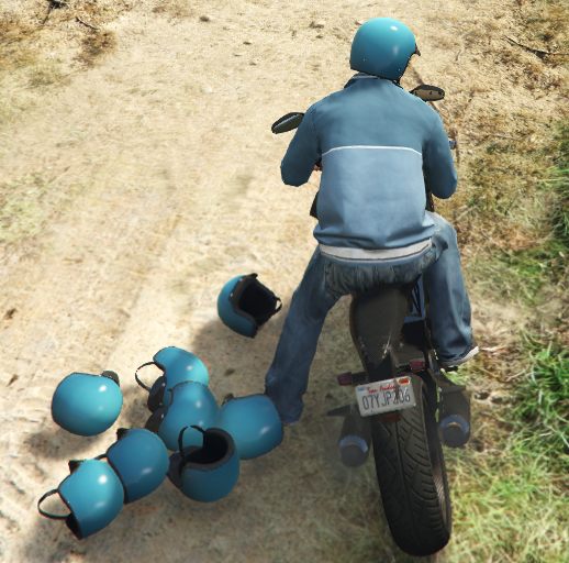 Braucht jemand einen Helm?